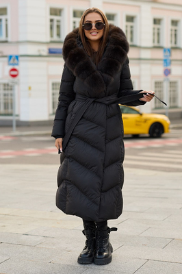 Зимний пуховик Max Mara с накладными карманами черный