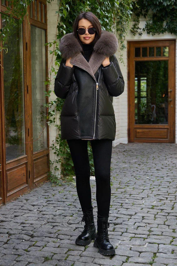 Брендовый пуховик на зиму 2025-2026 черного цвета