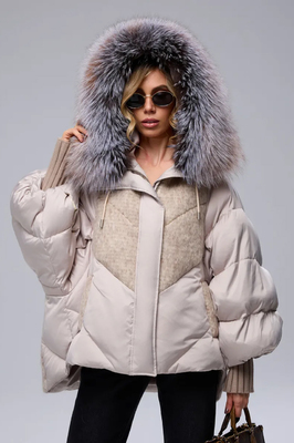 Зимнее пуховое пальто с мехом