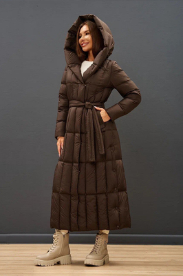 Красивый приталенный пуховик Vivilona