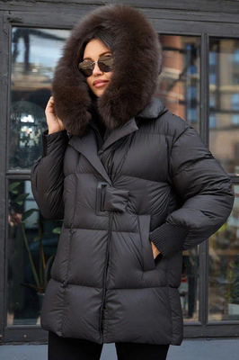 Длинный пуховик оверсайз с хлястиком на груди черный